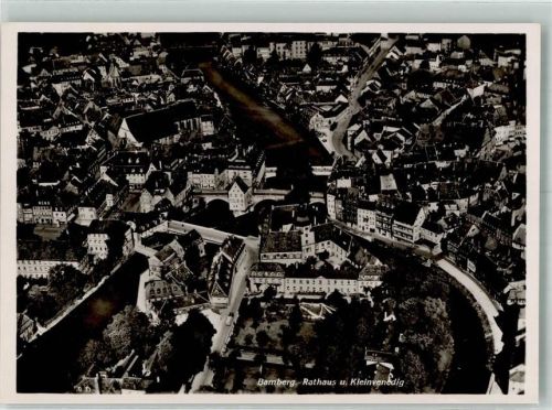 Bamberg Fliegeraufnahme der Altstadt mit dem Rathaus und Kleinvendig