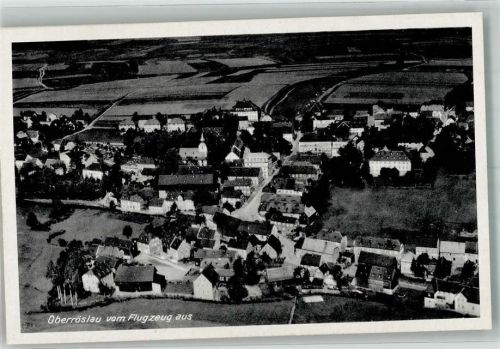 Oberröslau 1943 Fliegeraufnahme des Ortes mit Pfarrkirche St. Johannis