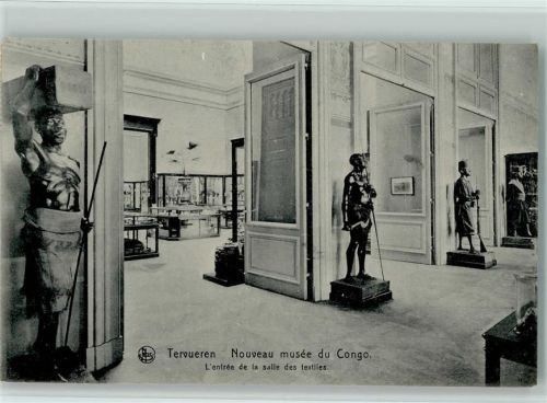 Tervuren Noveau Musée du Congo L'entrée de la salle des textiles