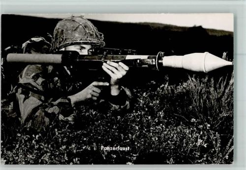 Panzerfaust - Waffen - Die Bundeswehr AK Bundeswehr