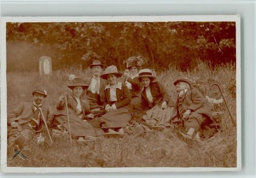 1912 Wandergruppe macht Rast , schöne Foto AK