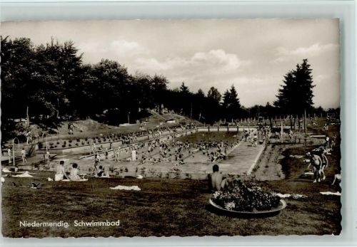Niedermendig 1965 Schwimmbad , gute Erhaltung AK