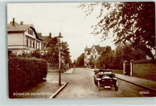Bünde Gartenstraße Auto Laterne