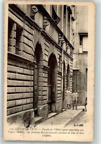 Lyon Facade de l'Hotel ayant appartenu aux Dugas Situe 23 Rue Juiverie