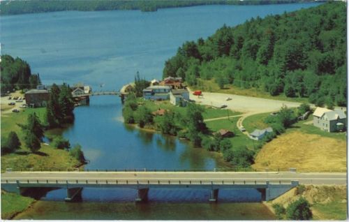 um 1960/70 Dorset, Canada: Lake of Bays, Flusslandschaft mit Brücken (bridges), Ak Nr. ES-156,E. S. & A. Robinson