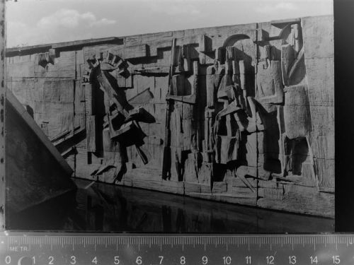 Bremerhaven Plastik, Relief