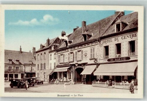 Bonneval Hotel du Centre Auto La Place