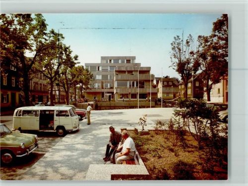 Haiger VW Bus amRrathaus
