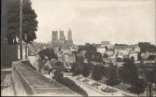 Laon