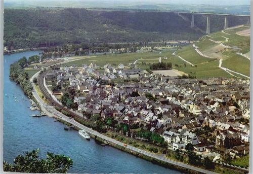 Winningen Fluss Panorama Schiff
