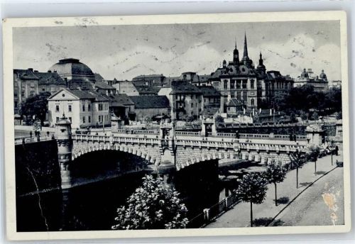 Plzen Pilsen Gebrauchsspuren Brücke