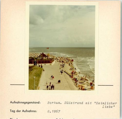 Borkum Südstrand mitHeimlicher Liebe Foto montiert auf Karton