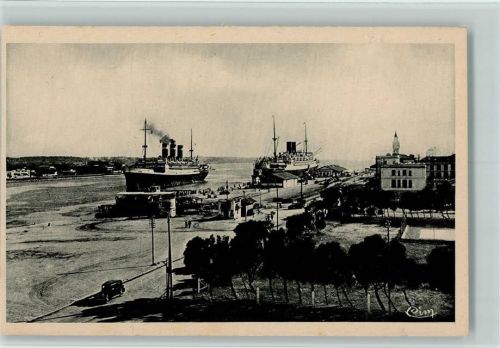 Bizerte Patria er courrier hebdomaire en rade de Bizerte
