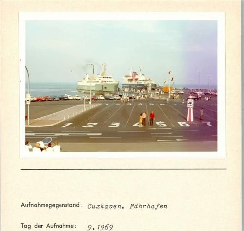 Cuxhaven Fährhafen Foto montiert auf Karton
