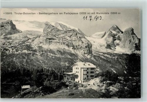 Campitello Bambergerhaus am Fedajapass mit Marmolata