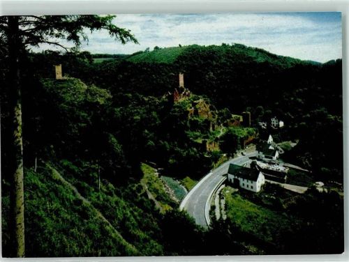 Manderscheid Blick zur Nieder- und Oberburg Rückseite mit Abschürfungen bzw Kleberesten