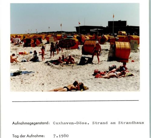 Cuxhaven Cuxhaven Döse Strand am Strandhaus Foto montiert auf Karton