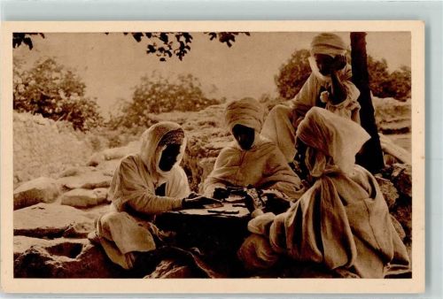 Scenes et Types Algerie Nr. 1017 La partie de dominos Spiele