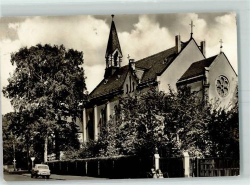 Radeberg Kath. Kirche Auto