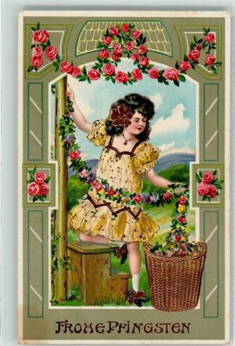 1917 Mädchen Kind mit einer Rosengirlande
