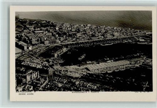 Barcelona Gesamtansicht mit Hafen Luftaufnahme