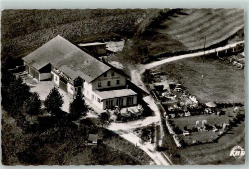 Kasberg Fliegeraufnahme Gasthaus Pension Zur Rast Bes Josef Hauser