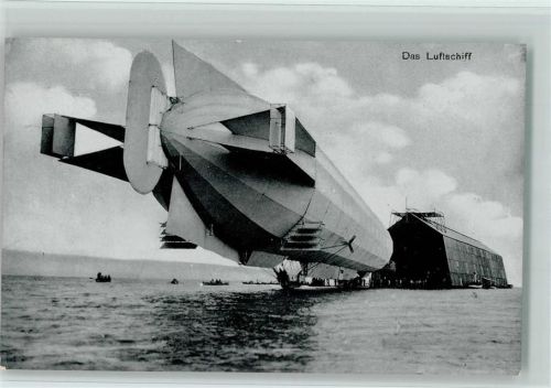 1913 Wasserluftschiffhalle mit Luftschiff - Friedrichshafen