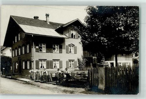 Neu-Ulm Gasthaus Kellnerinninen Tracht Ort lt. Fotograf