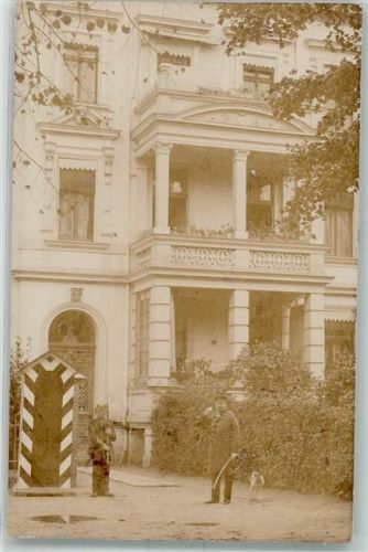 Neuruppin 1908 Wohnhaus Wachhäuschen Wachsoldat Mann mit Hund Ort lt. Stempel