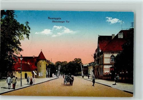 Neuruppin Rheinsberger Tor Pferdekutsche