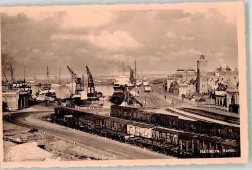 8861 Harlingen Foto AK Hafen Eisenbahn