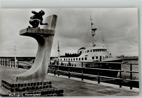 8861 Harlingen Foto AK Denkmal Havenplein