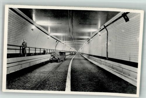 Antwerpen Anvers Foto AK Omnibus Uniform Polizist Tunnel unter der Schelde