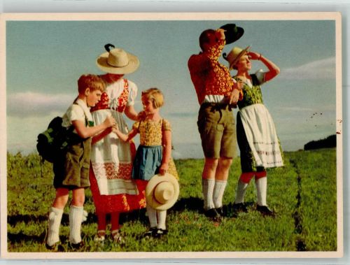 Kleidung für die Freizeit Dirndl Indanthren
