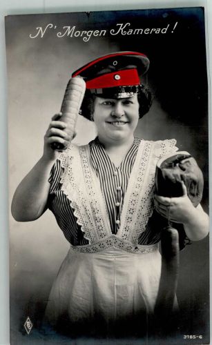 N, Morgen Kamerad Frau mit Speck und Wurst Liebesgaben Verlag PFB 3785-6 Militär Humor WK I 1918 Foto AK