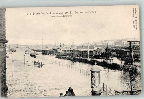 W2390 Flensburg Flensburger Sturmflut 31. Dez. 1904 Überschwemmte Norderhofendestraße Litfaßsäule Hochwasser 1904 Foto AK