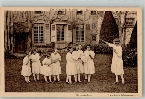 Halle Die singenden Mädchen Die Puppentaufe Volksschauspiel