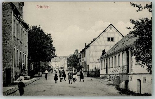 55767 W6589 Brücken , Birkenfeld 1910 - Dorfstrasse Kindergruppe