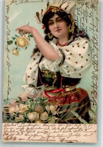 Junge Frau in ostreuropäischer Tracht mit Goldmünzen und Rosen Zigeuner 1903 Prägedruck