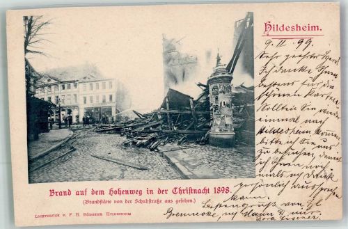 31134 W3200 Hildesheim 1899 Foto AK Brandkatastrophe in Hildesheim 1898 Brandstätte Schuhstrasse Litfaßsäule