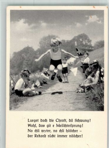 Bern Berne Kinder beim spielerischen Hürdenlauf Wohlfahrtskarte Kanton-bernisches Säuglings- und Mütterheim Fotograf Hans Steiner Hilfsorganisation Foto AK