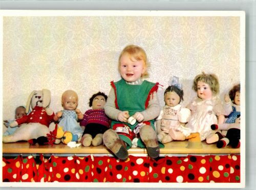 Bern Berne Kleines Mädchen zwischen Puppen Wohlfahrtskarte Kanton-bernisches Säuglings- und Mütterheim Fotograf Hans Steiner Hilfsorganisation Foto AK