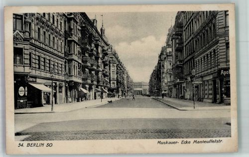 10115 W1000 Kreuzberg - Muskauer-Strasse Ecke Manteufelstrasse Apotheke Tabakwaren-Geschäft