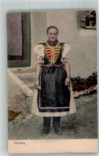 Frau in einer Volkstracht Tot-leany Levelezö-Lap Trachten Ungarn 1905