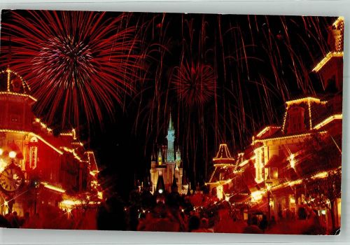 Feuerwerk über d. Cinderella Schloss in Magic Kindom Walt Disney