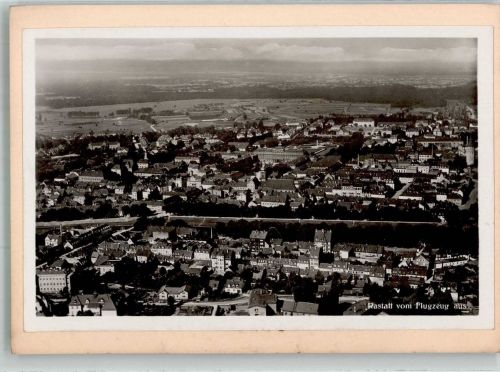76437 W7550 Rastatt 1931 FOTO KEINE AK Fliegeraufnahme des Ortes mit Residenzschloss Rastatt Original aufmontierte Verlagsmusterkarte