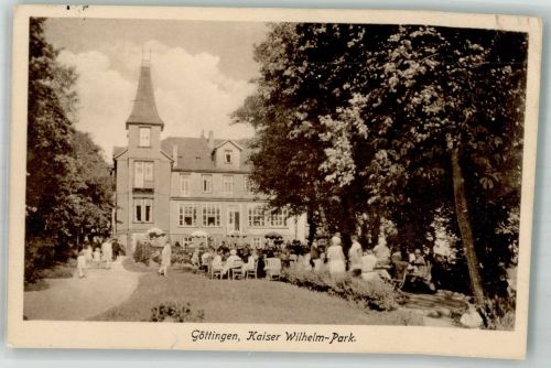37073 W3400 Göttingen , Niedersachs Foto AK Kaiser Wilhelm Park