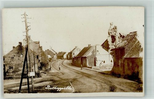 Langemark Langemarck Foto AK Poelkapelle Trümmer Häuser Straße