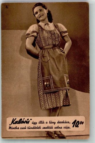 Budapest Schürzenkleid Kalaris Magyar Divatcsarnok Ungarische Modehalle Werbung Mode