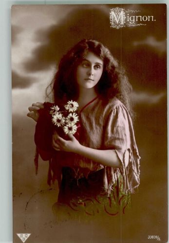 Frau B.N.K. 33839/6 Mignon